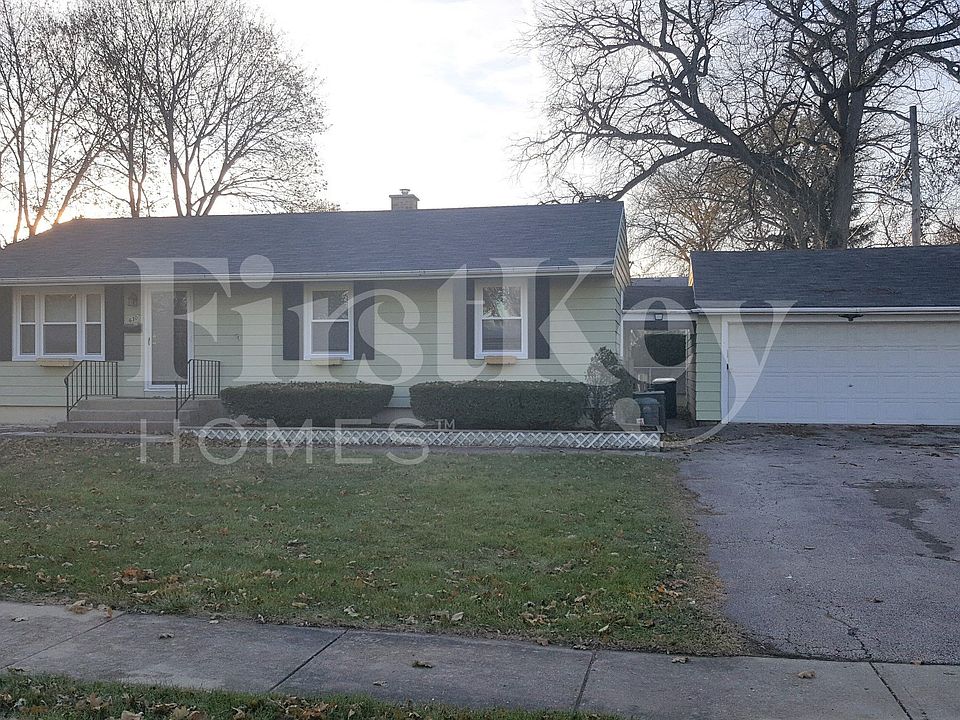 1st image of 630 Crest St