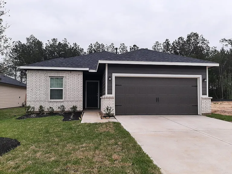 5855 Strawflower Ln — Photo 1
