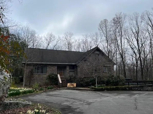 2706 Wilson Ave #17-18, Signal Mountain, TN 37377