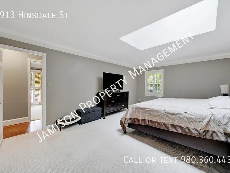 2913 Hinsdale St — Photo 19