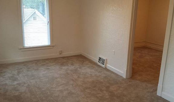 2nd image of 2614 Solway Ave