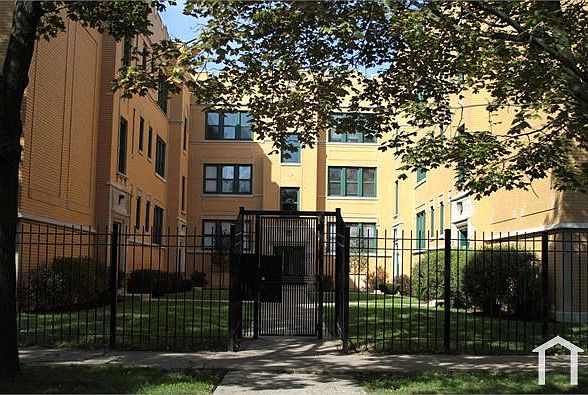 2nd image of 10920 S Vernon Ave
