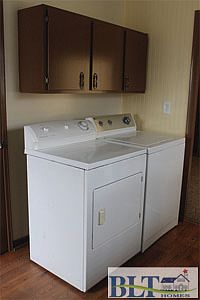 3rd image of 818 N 81st Ter