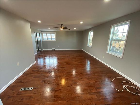 5th image of 117 Vern Ln