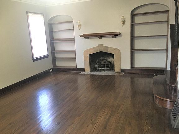 2nd image of 639 N 41st St