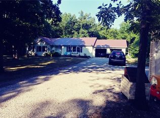 8965 Ashpacher Rd, Defiance, OH 43512