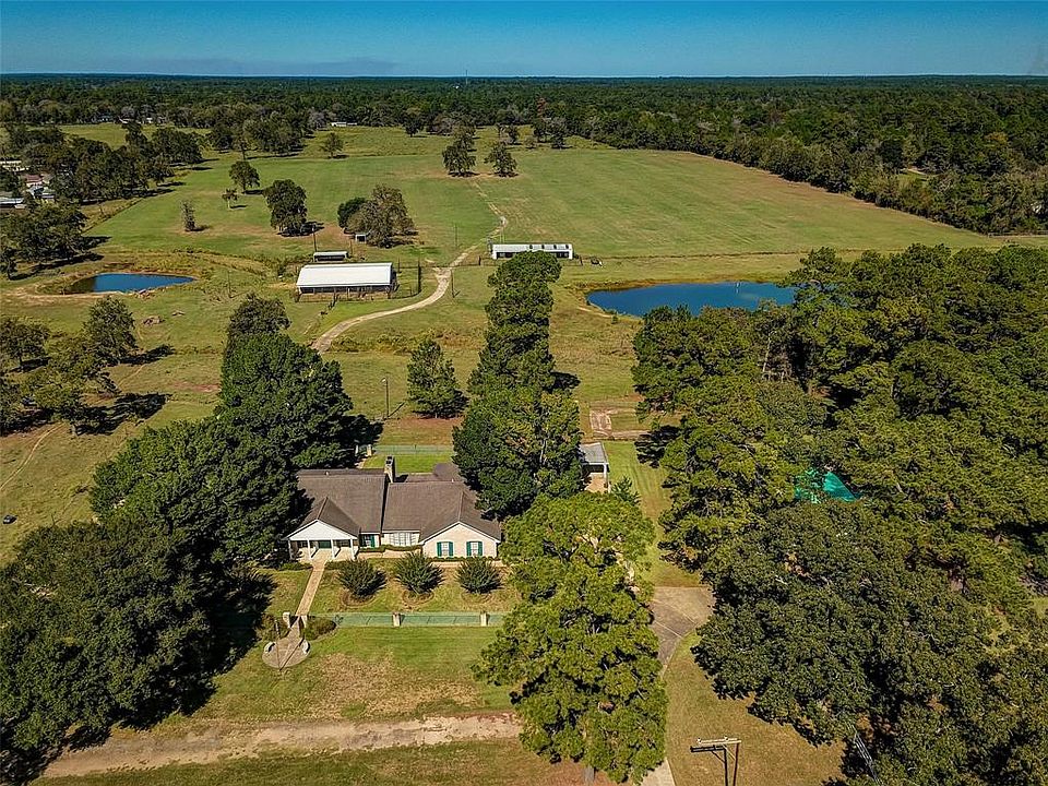 1st image of 25072 Lakeside Dr