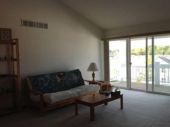 4th image of 7067 W Rawson Ave #7-3