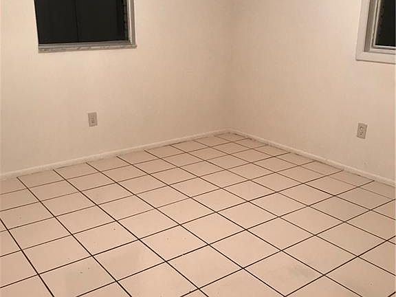 5th image of 273 Hubbard Ave #75