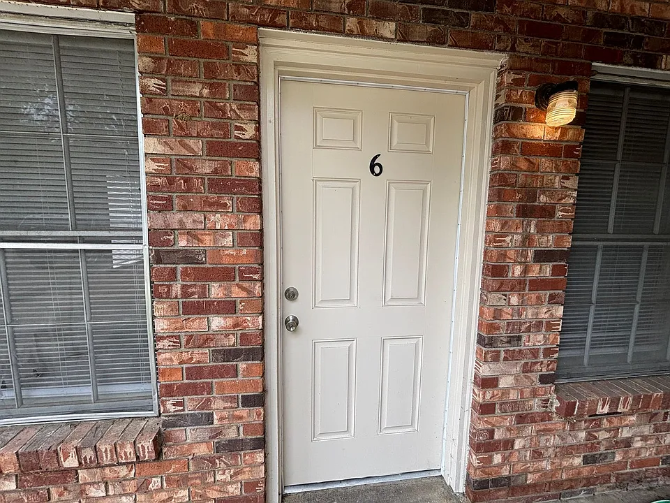 514 W K St #1-12