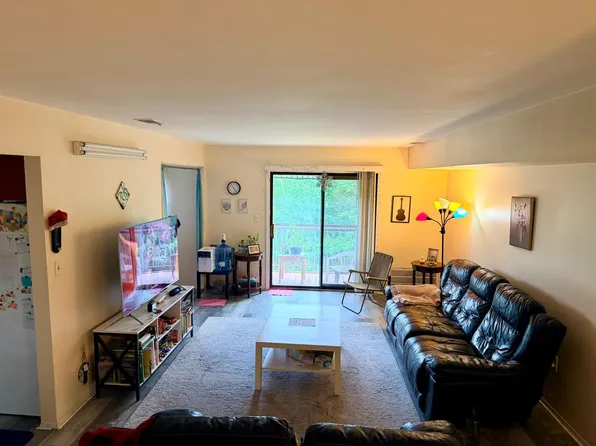 1536 Raspberry Ct #1536, Edison, NJ 08817