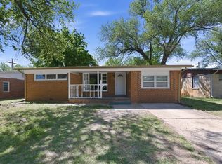 1227 E Alturas St, Wichita, KS 67216
