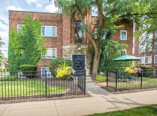 221 N Portage Path APT 3, Akron, OH 44303
