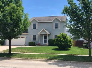 1512 Henry St, Normal, IL 61761