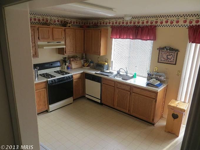 2nd image of 4037 Tahoe Pl