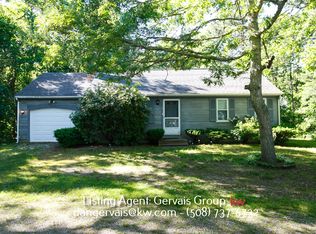 41 Oakview Ter, Hyannis, MA 02601