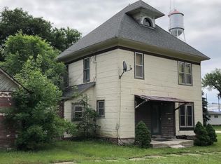 1614 Desota St, Ellsworth, IA 50075