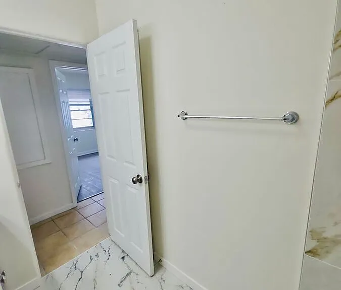 609 Avenue G SE — Photo 23