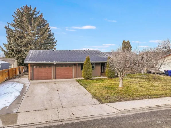 745 Newport St, Twin Falls, ID 83301