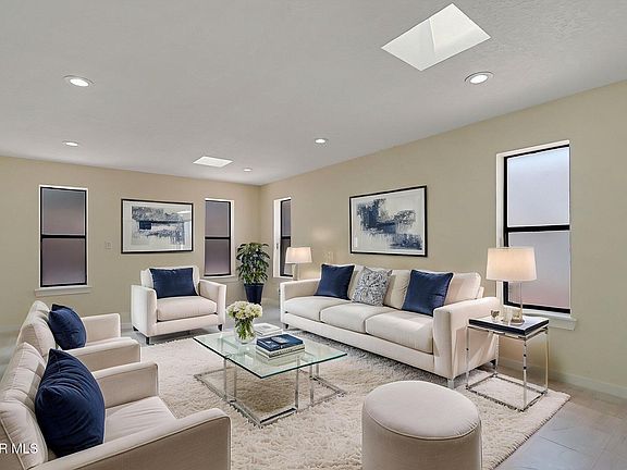 4th image of 745 Dulce Tierra Dr