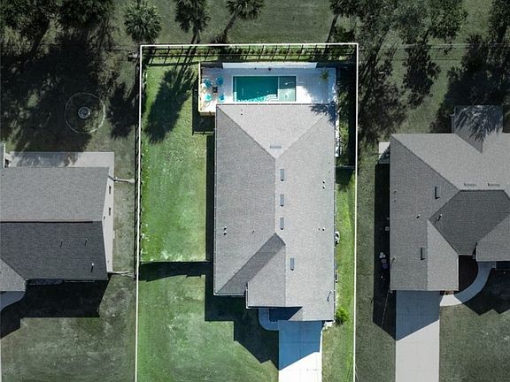 3rd image of 4638 Clarke St