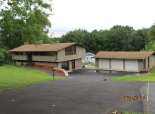 131 Avis Ave, Dracut, MA 01826