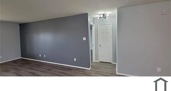 1609 Lone Pine Dr — Photo 2