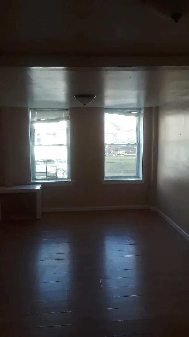 Building Photo - 320 S Orange Ave #5C