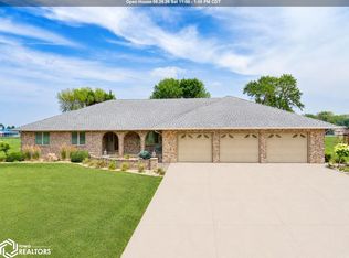 310 School St, Northwood, IA 50459