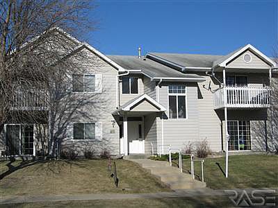 1st image of 4801 S Oxbow Ave APT 4