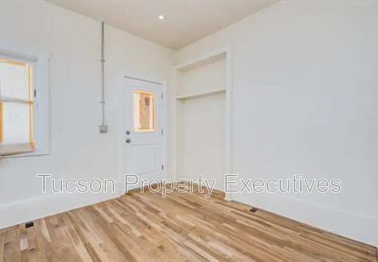 85 W Simpson St — Photo 14