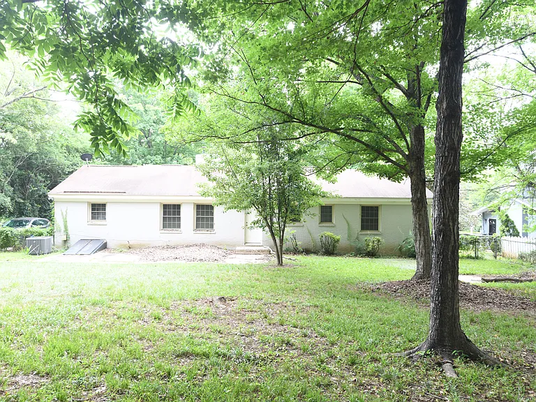 3215 Plantation Rd — Photo 33