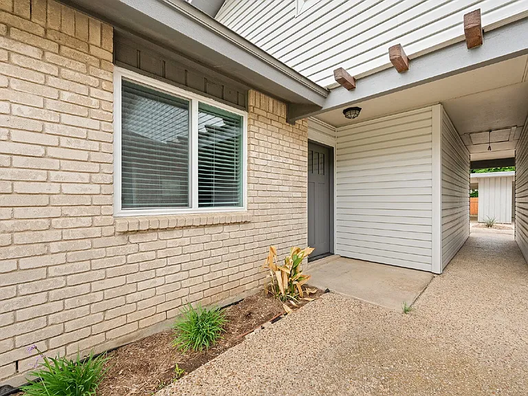 4310 Gorman Dr — Photo 4