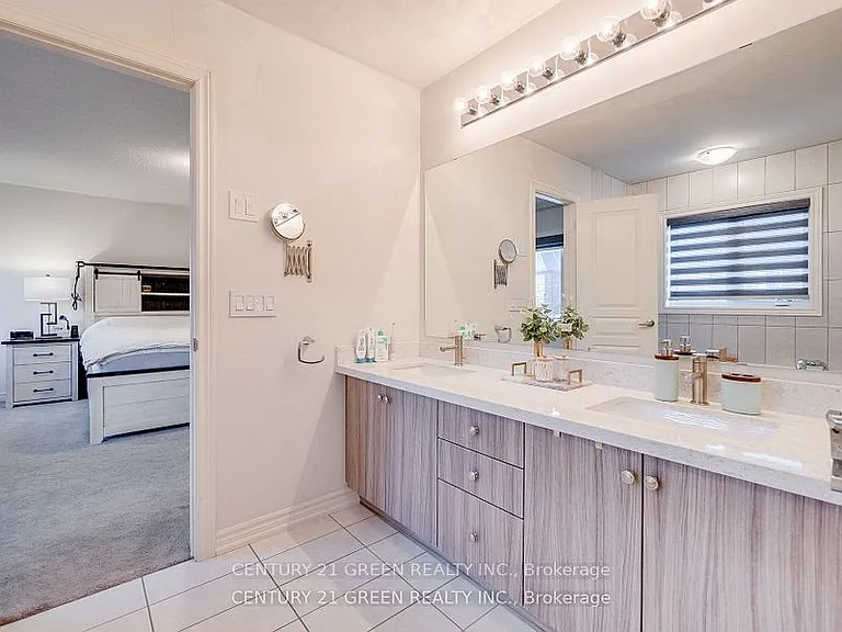 86 Colville Pl — Photo 24