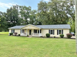 8864 N 1950th Blvd, Mount Carmel, IL 62863