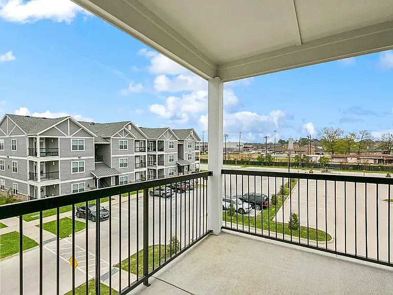 Sherwood Oaks — Photo 15