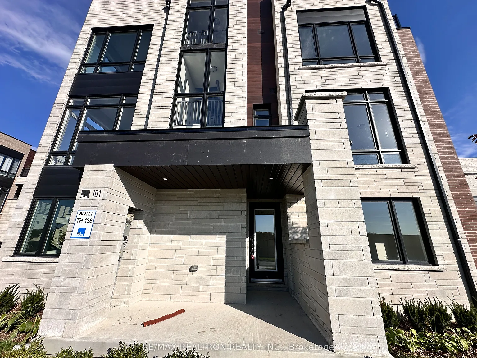 5 bed, $4,300 — Photo 4