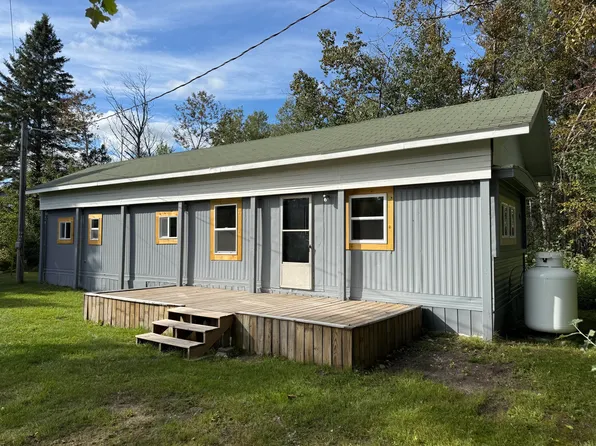 1077 State Highway 134, Cedarville, MI 49719