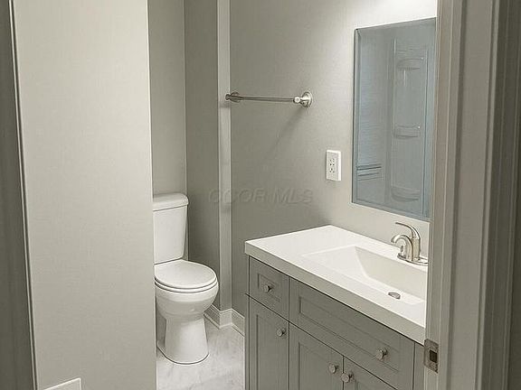4th image of 785 Gilbert St