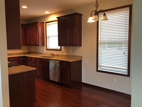 4th image of 11297 Beechwood Ln
