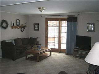 2nd image of 3 Gretel Ter