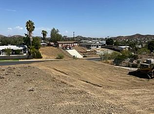 28577 Hampshire Dr, Quail Valley, CA 92587