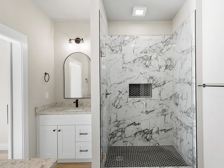 1221 Parkstone Dr NW — Photo 5