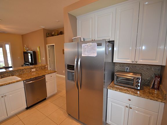 4th image of 15469 Laguna Hills Dr