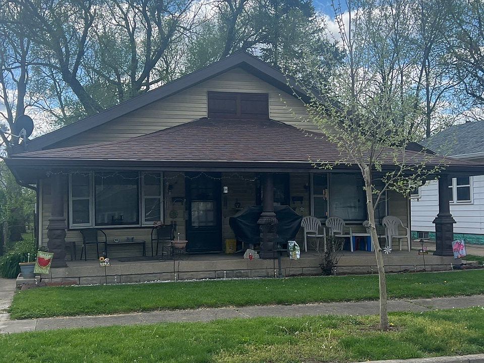 2nd image of 854 S Pershing Ave