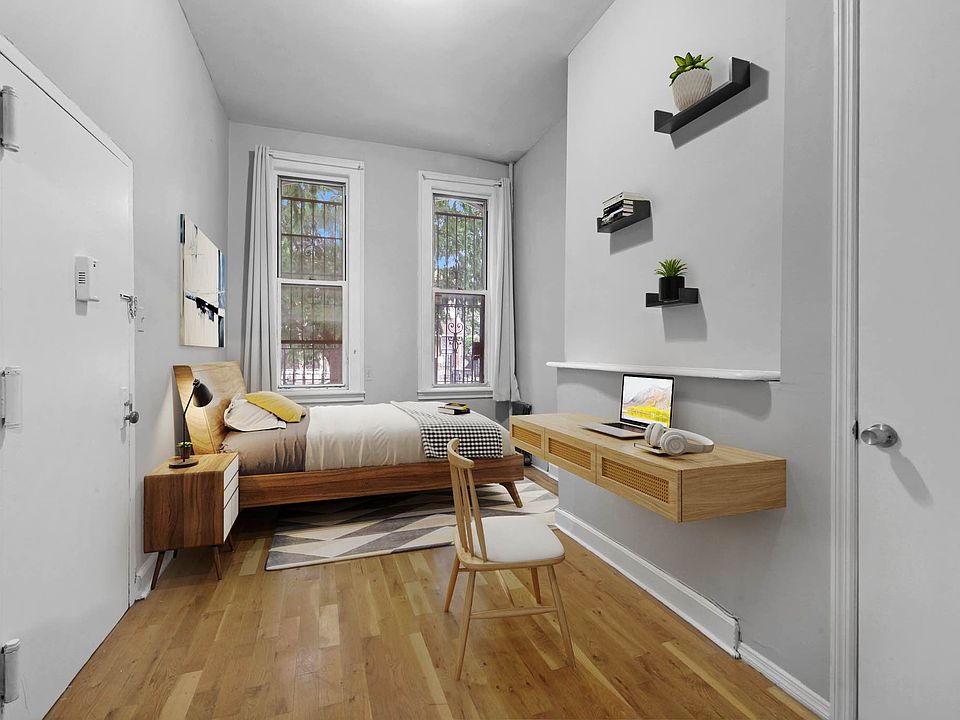 1st image of 348 Melrose St APT 1L