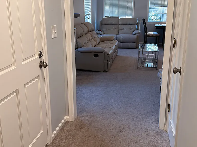 1017 El Camino Real #7 — Photo 6