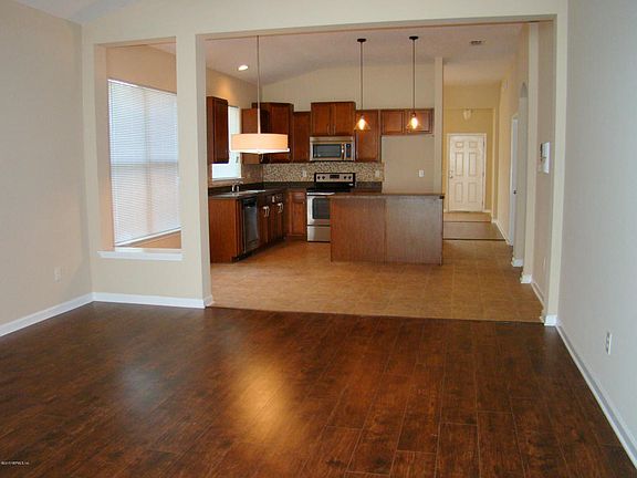 4th image of 11058 Campus Heights Ln