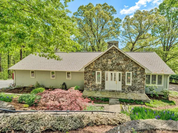 2921 Lockridge Rd SW, Roanoke, VA 24014