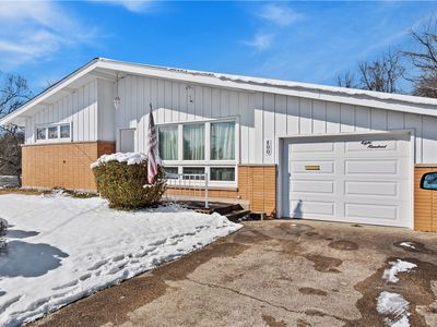 800 Ridge Ave, Charleroi, PA, 15022